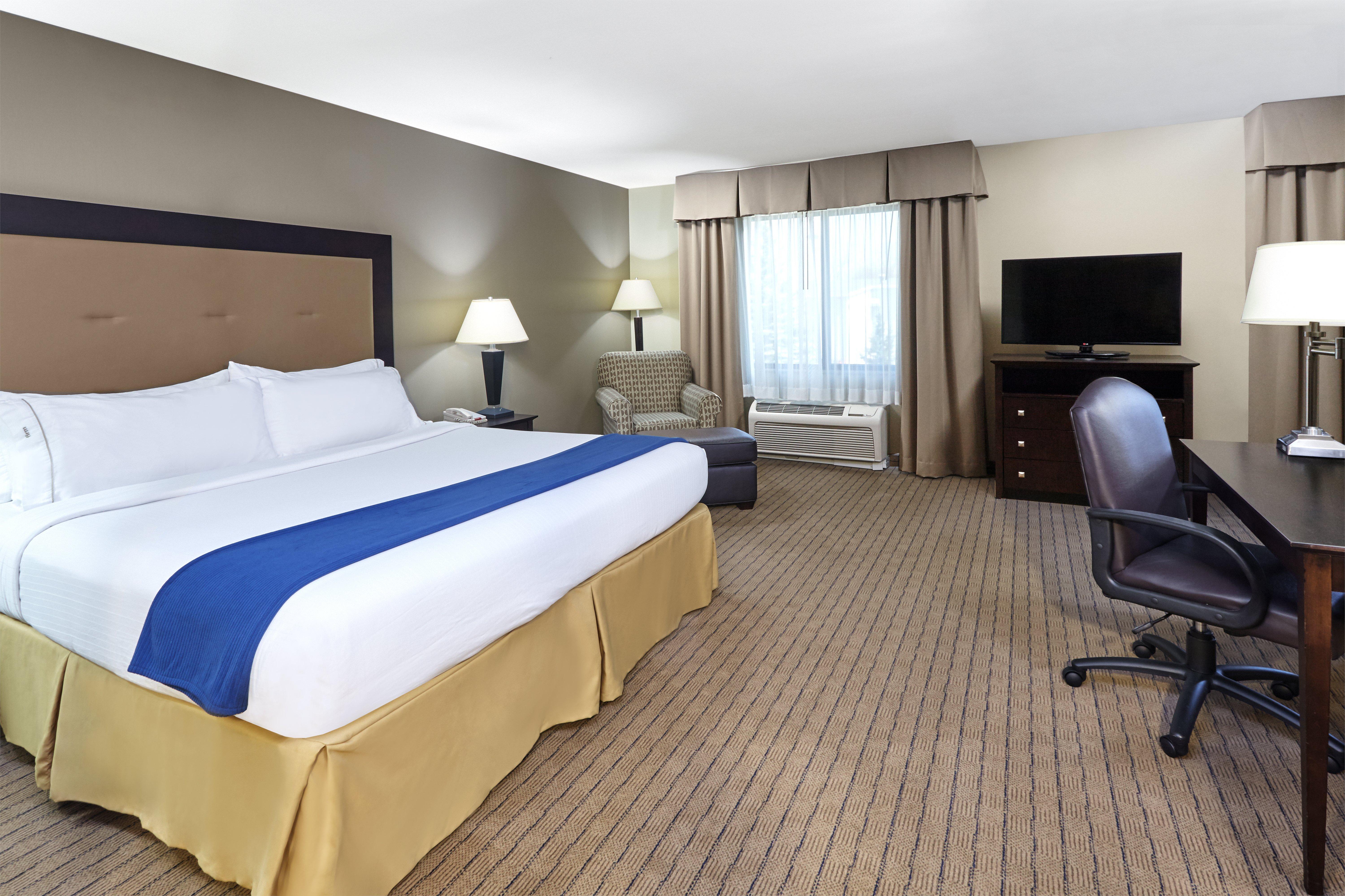 Holiday Inn Express & Suites Madison-Verona By Ihg Exterior foto